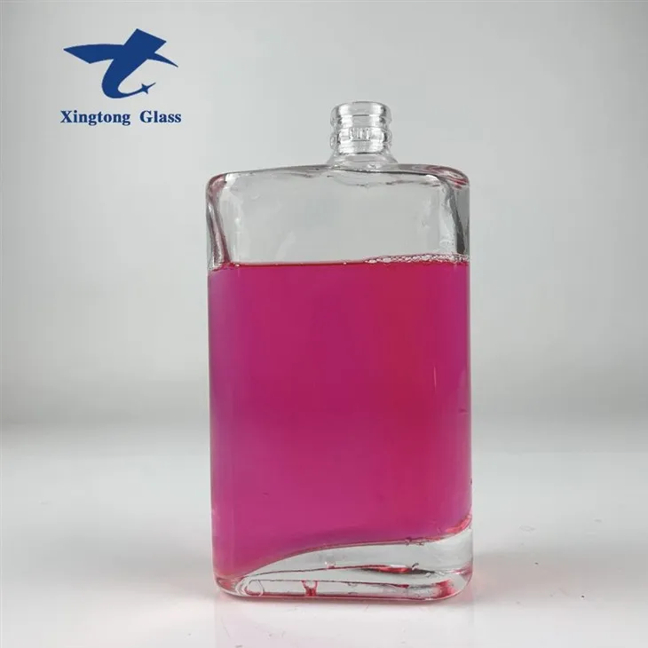 تخلیقی مربع برانڈی شیشے کی بوتلیں۔